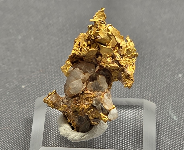 Crystalline / Leaf Gold w/ Quartz, Pacific Quartz Mine, Placerville, California